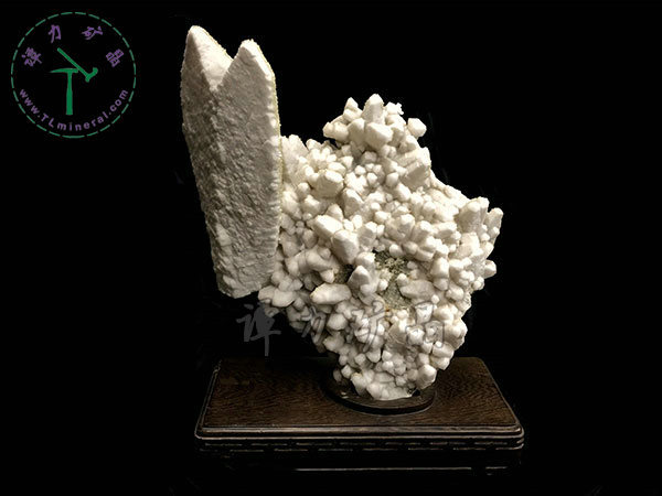 大燕尾雙晶-45x35x15cm----福建，三明